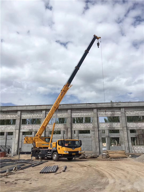 覃塘区吊装作业前会做设备检查吗？安全保障措施有哪些？